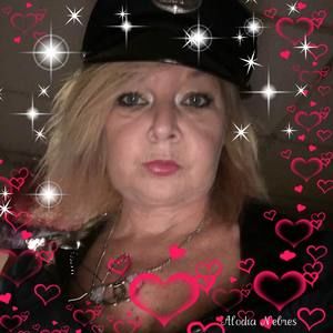 Meet your Posher, Cindi